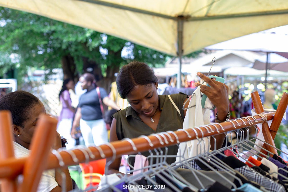 shopcedy's tweet photo. @ZedaClassics was one of our vendors at Shopcedy 2019.
——-
Looking for a one stop shop for affordable and unisex outfits ? @ZedaClassics got you on that💯
——-
📸- @studstudiosgh x @scabbyajoloolo https://t.co/1PoDdDlTgg