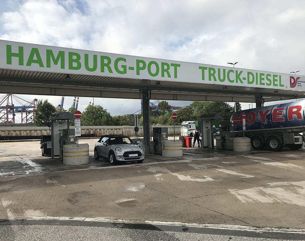 HectronicNews's tweet image. Thanks to Hectronic`s FleetNet Fleet Card Acceptance, the BayWa fuel card is now also accepted at Alternoil petrol stations in northern Germany! #hectronic #fleetnet #alternoil #baywa