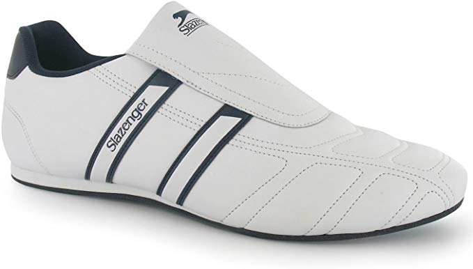 OnTopStyling's tweet photo. @CloudedEveryDay For sure we love these retro #slazenger creps they look so nice I mean the fact that they have no laces is so 🔥 https://t.co/0MyxqXAIle