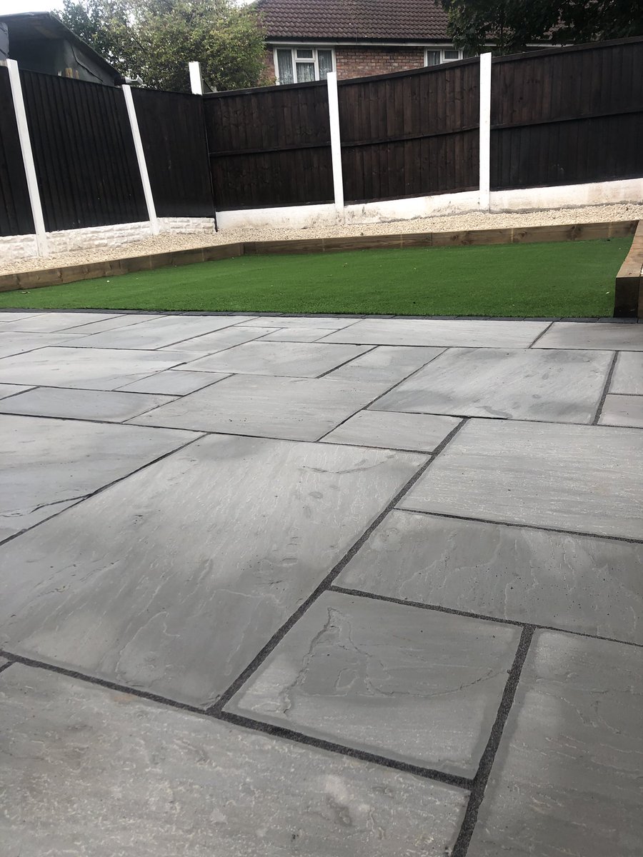 Andy_Fowler's tweet photo. Great transformation on this one in Norris Green. Indian stone with charcoal block border,30mm artificial grass with raised sleeper borders and decoration stone 👌🏻😁😎 #MaintenanceFree #FowlersGardens #SummersComing https://t.co/Tye6SVxx5S