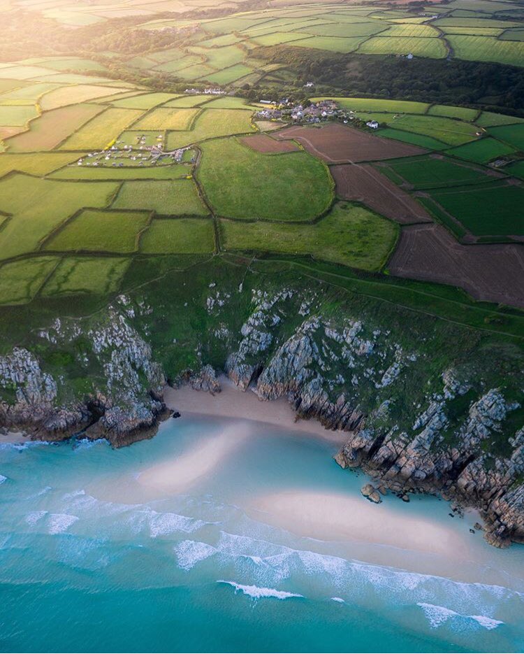 Pedn Vounder is a tidal beach on the south coast of the Penwith peninsula, Cornwall, England, UK | Photography by ©️Tom Bridges