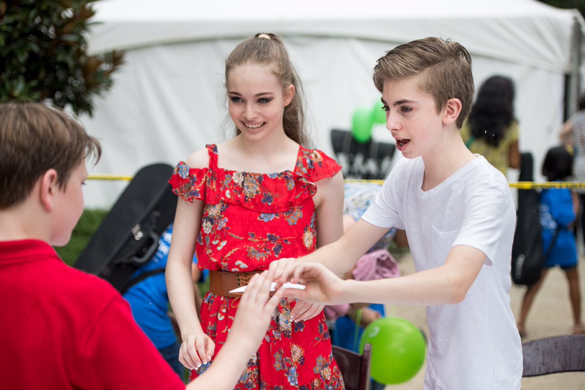 The real Faith & Harry tweet media