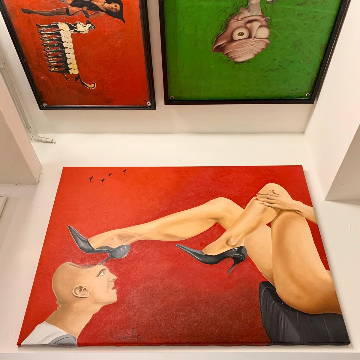 Erotische Kunst in bei uns überall zu finden - sogar an der Decke!😍 👯 
.
.
.
#eroticart #eroticartmuseum #eroticarthamburg #erotic #kunst #kunsthamburg #reeperotica #kiez #stpauli #sanktpauli #kunstaushamburg #museum #museumlife #kunstwerk #artpiece #masterpiece