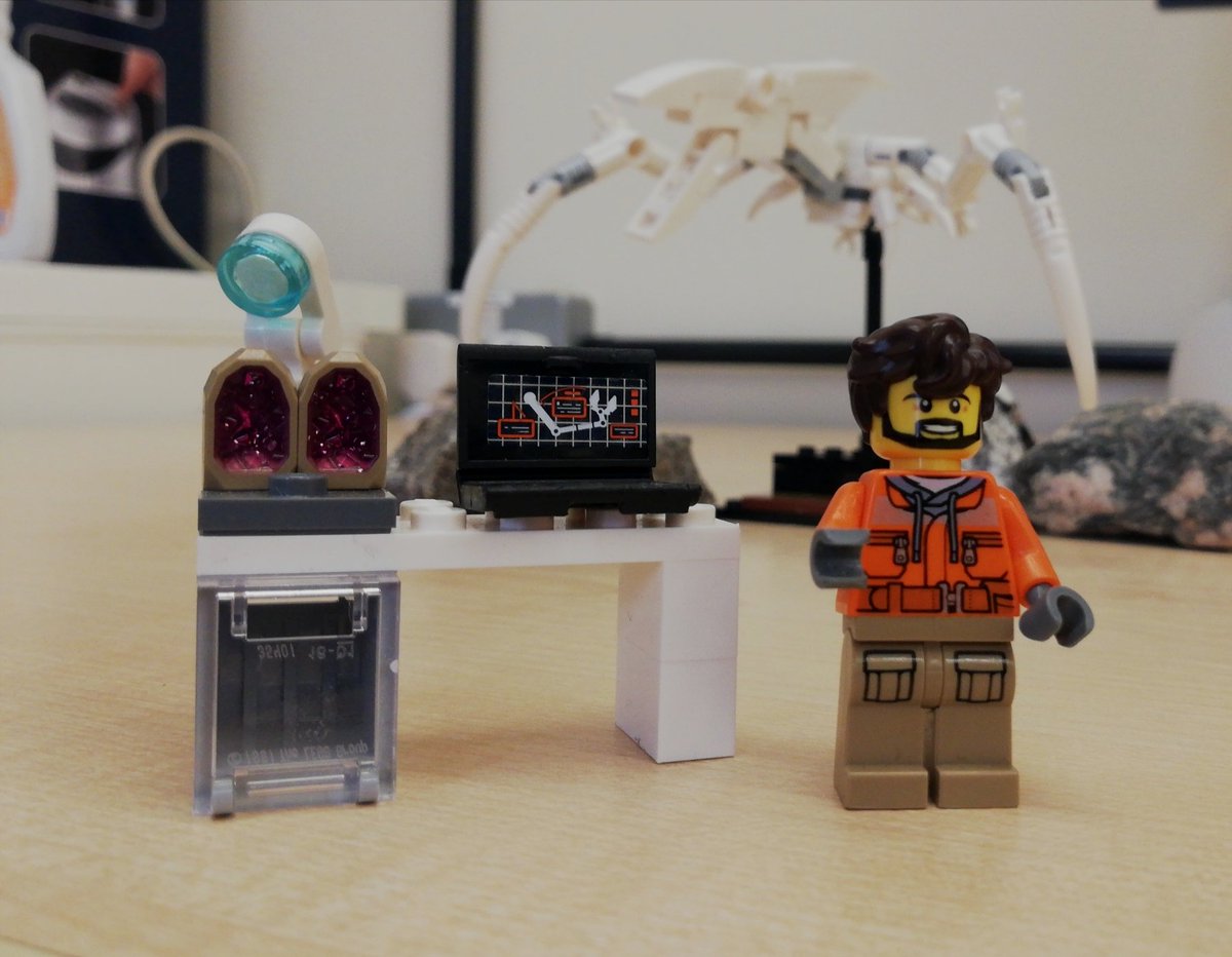 Geology_Tim's tweet image. @OU_EEE Minifig-Tim woke up this morning with a full on beard! He was very confused. He's back in the office reading about crustal processes #LEGO #minifig #legoscience #phdlife #MondayMotivation #mondaythoughts
