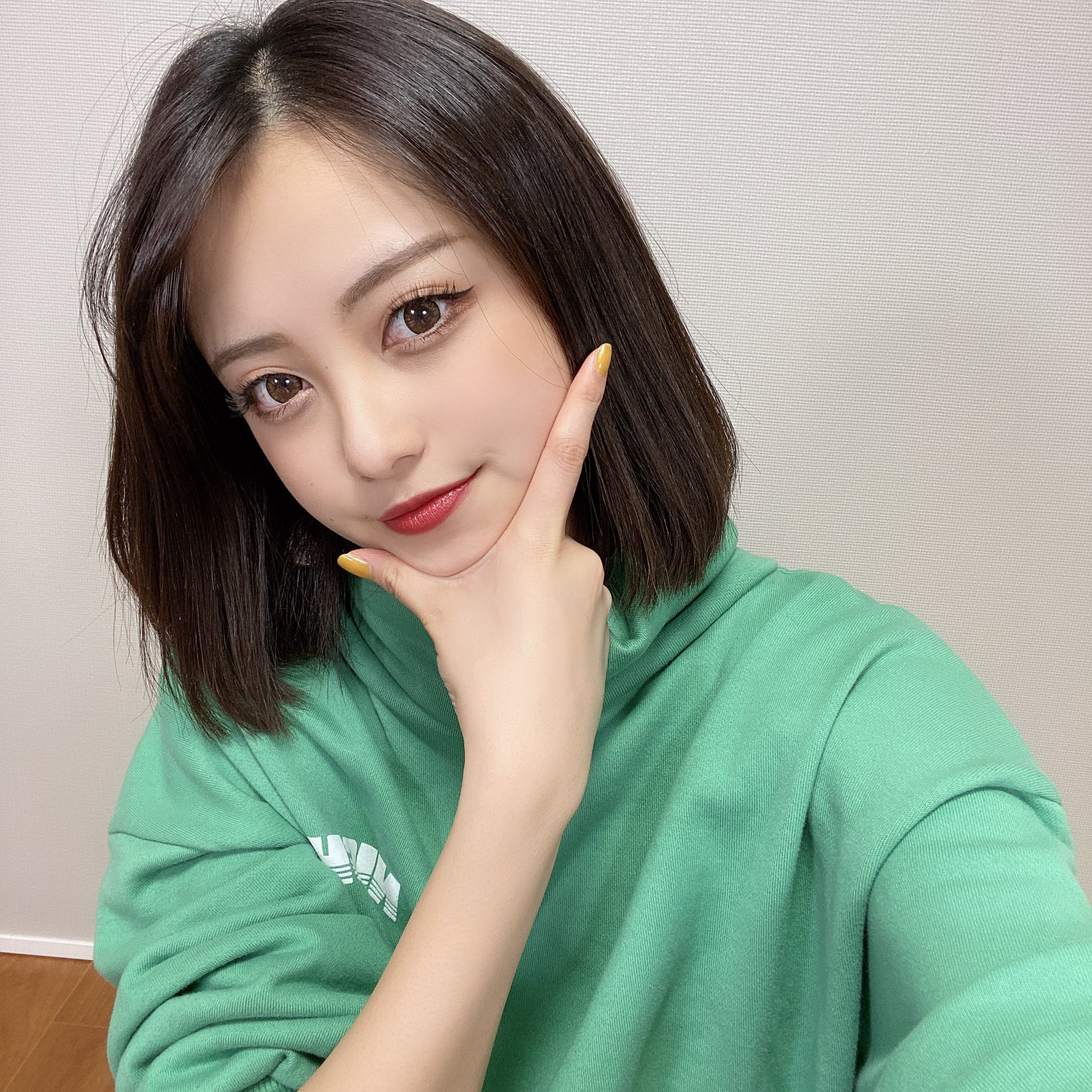 Twitter 上的 福山絢水 あやみん ギャルメイクのyoutube見たかな 初めて自分で挑戦してみたけど意外と上手くできたと思う どうですか まだ見てな方見てね T Co Islzju90re あやみん ギャルメイク T Co