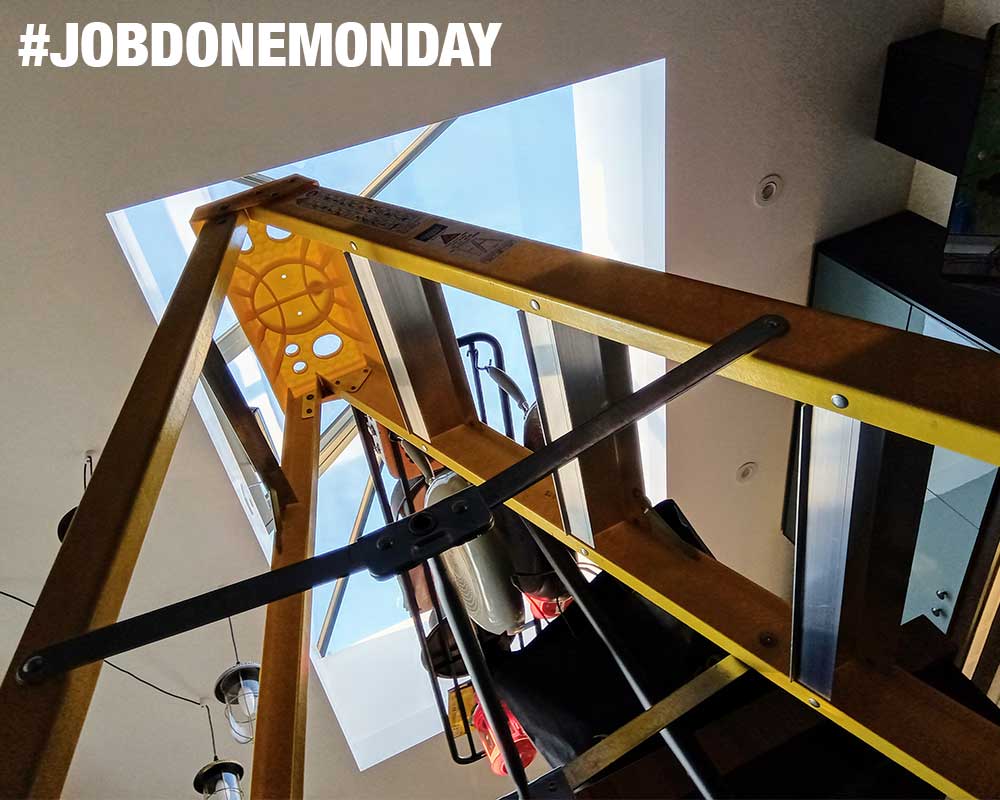 drapertools's tweet photo. #JOBDONEMONDAY

Thanks @bluesky_home for the photo of you getting the #JobDone with our Fibreglass 5 Step Ladder.  It's manufactured in accordance with EN131 Professional stock no: 90417

Send us your #JobDone pictures and we could feature you next time. 

📷= @bluesky_home https://t.co/yKAj6wA44B