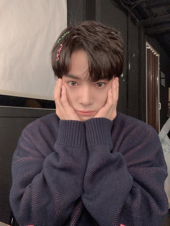 WE_INTHE_ZONE's tweet photo. [🎁] 

💙위시를 위해💙
💙주안시에 주안이 선물💙

#WEINTHEZONE #위인더존
#이슨 #주안 #경헌 #시현 https://t.co/QyCH0uRY9R