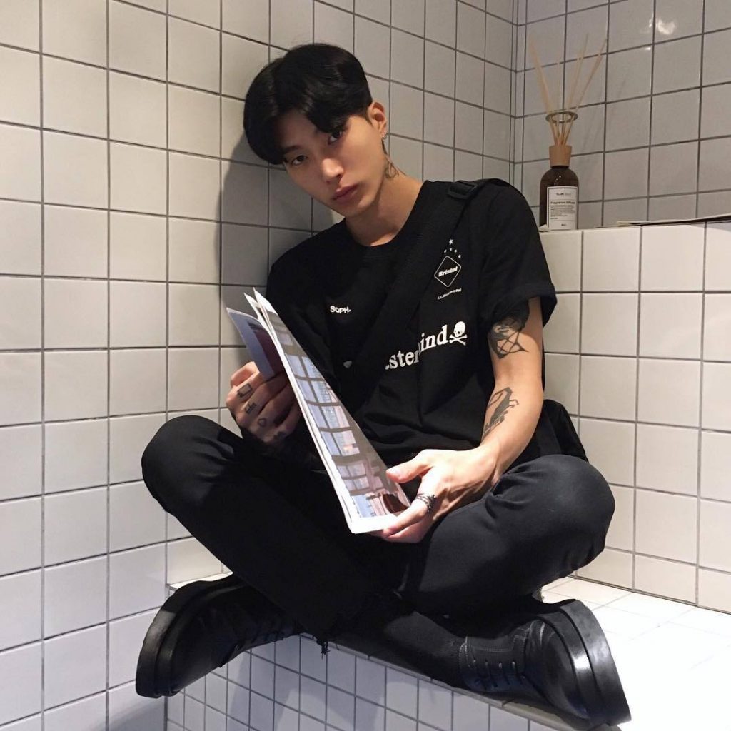 นี้มันอะไรกันครับเนี้ย tweet media