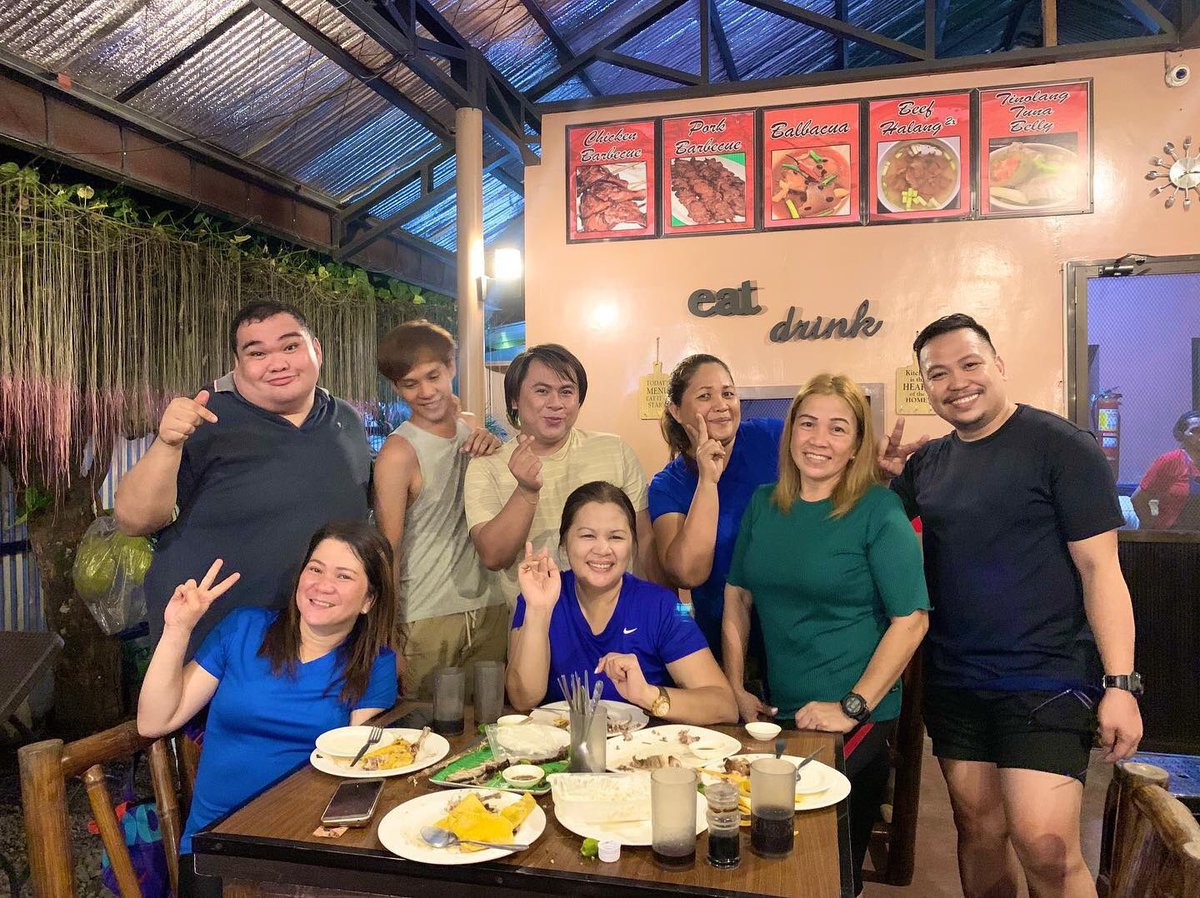 JunARMYHope's tweet photo. Unta tuloy tuloy najud ni among Badminton kay effect kaayo ang singot! Laban Monkayo Badminton Club (MoBaC)!🏸✨💜

#Fitspiration
#MoBaC
#Badminton https://t.co/nDjixK3MHW