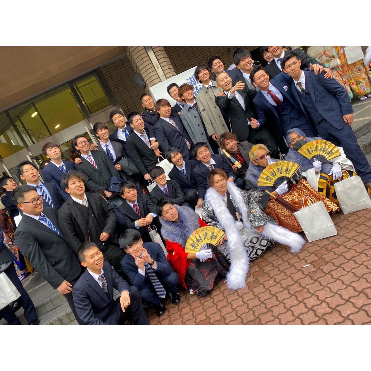 foluco's tweet photo. ㊗️成人式🍾

改めて周りの人に恵まれてるな
と感じた濃い１日でした。

みんなありがとう！！！！
まじでみんな大好きやなぁ https://t.co/3o8MZAidDm