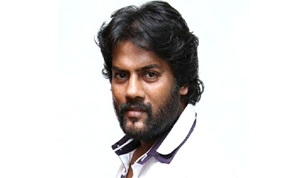 dinamalarweb's tweet photo. 'குருவி' 150 நாள் ஓடியதா ?, சந்தேகப்பட்ட நடிகர் #actorpawan #Asuran #Kuruvi https://t.co/zJv1Ts3Uwn https://t.co/bfA39yHdh2