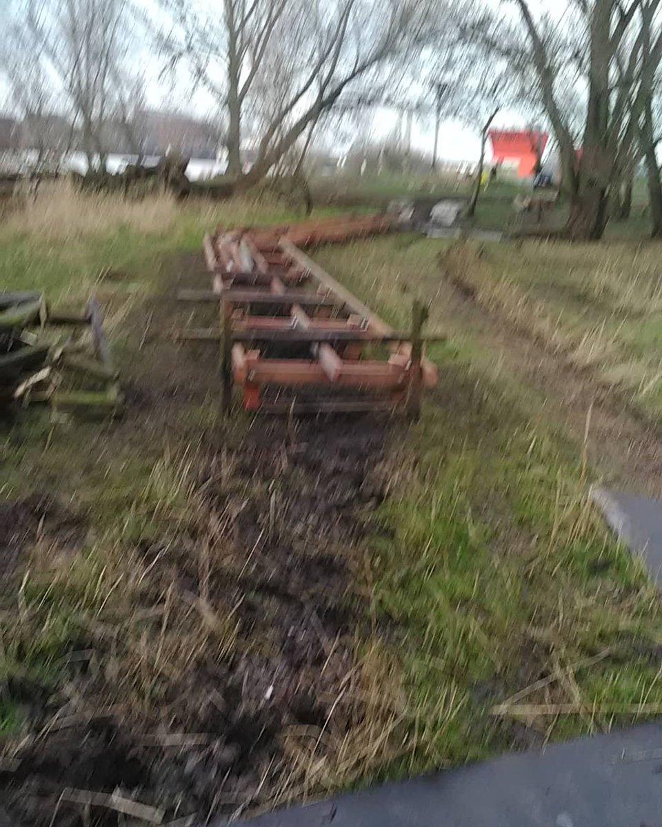 WBklooienberg's tweet photo. Dankzij @wspnoord /@Gemeente_Zwolle wordt de basis gelegd van nieuwe vlonderpad in uiterwaard @WBklooienberg . Help jij mee met de dekplaten erop boren in 3de week januari? Mail klooienberg@travers.nl voor meer info https://t.co/2RLCFTps0j
