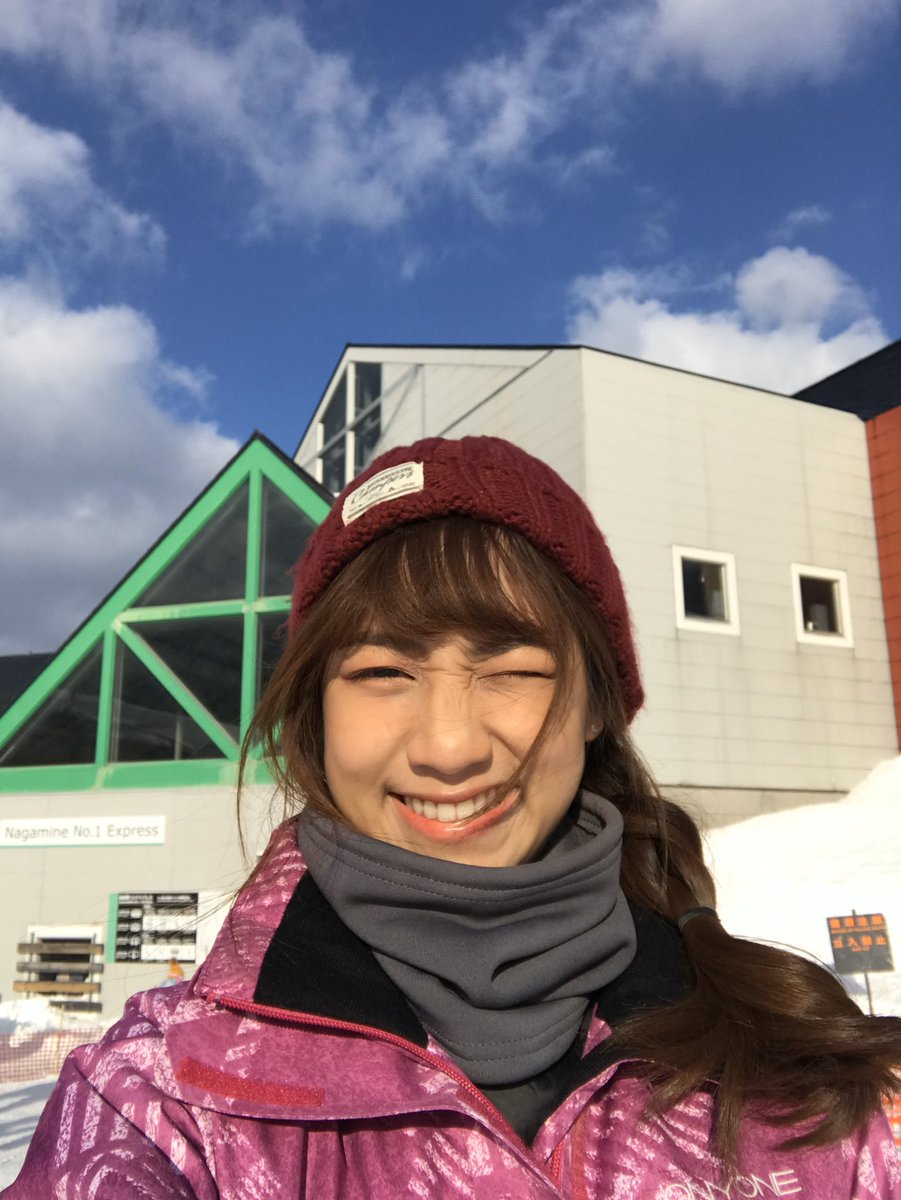 cekkicake's tweet photo. คิดถึงสกี ร่างกายต้องการปะทะหิมะ⛷☃️ https://t.co/Ex3Fevm2aU
