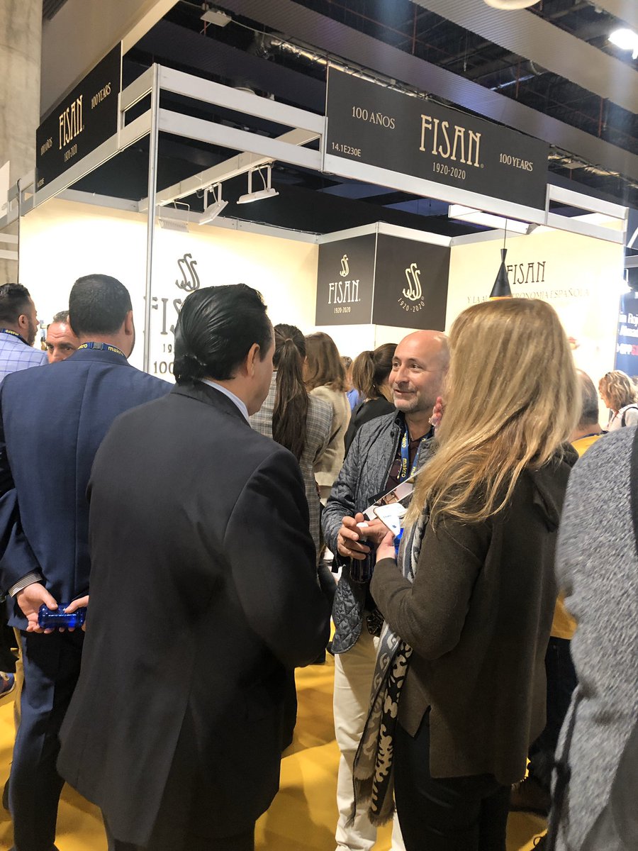 El stand de <a href="/IBERICOSFISAN/">FISAN</a>  en <a href="/madridfusion/">madrid fusion</a> en la primera planta abarrotado. ¡No me extraña! #100FISAN #FISAN #REALEMF20 #madridfusion