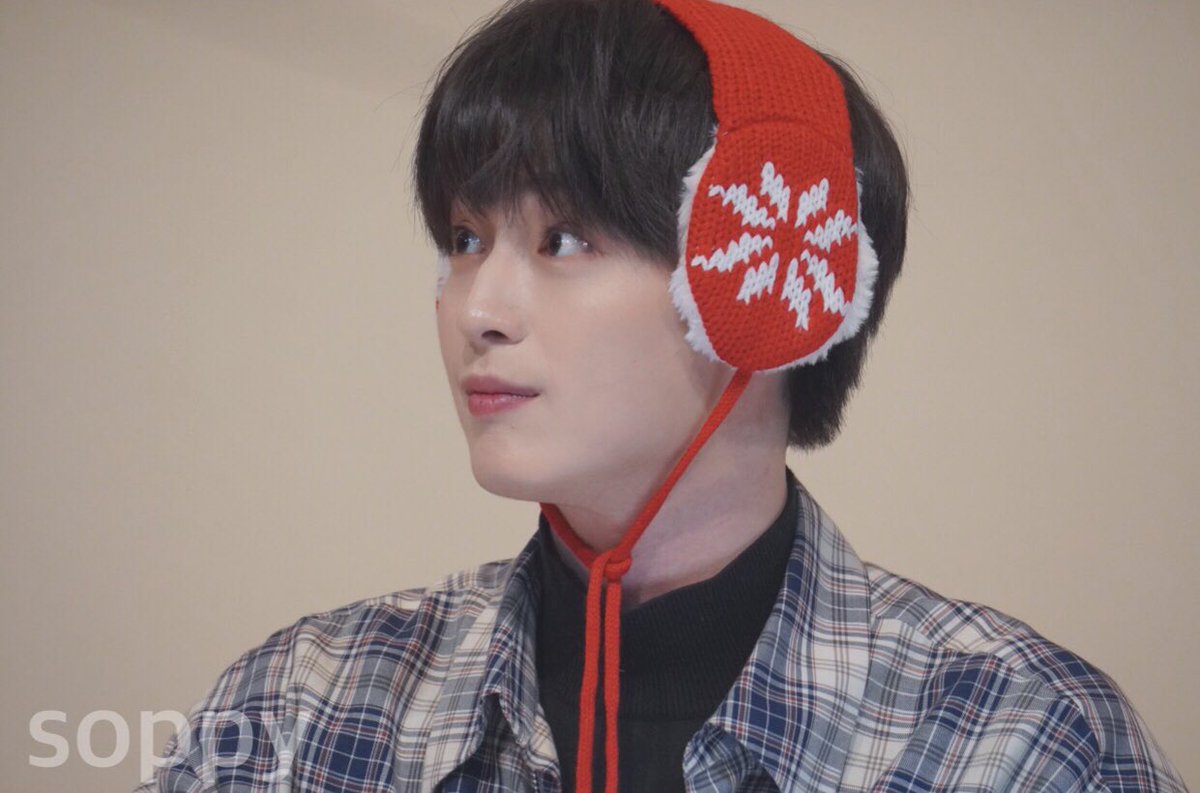 ____spy's tweet photo. 200104 
🐰🧣☃️💕

#준섭 #신준섭 #배우신준섭 #ShinJunSeop https://t.co/88Mahedr8r