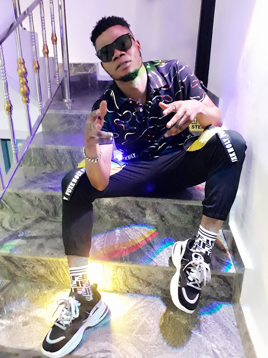 iam_DaWillzy's tweet photo. We begin 2O2O with new pattern 🔥
God's🙏🙏🙏 Grace all the way https://t.co/Gg2Cy94E4R