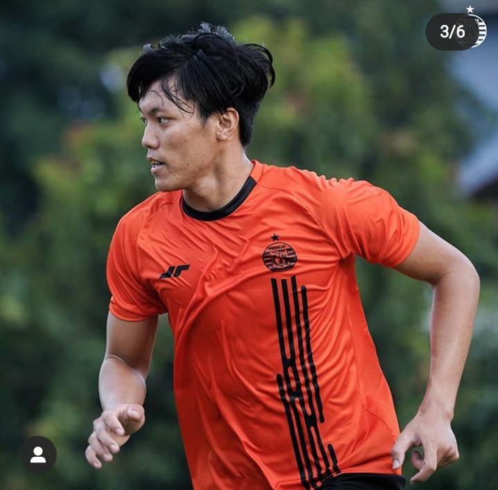 Bola_Jakarta's tweet photo. Bahan jersinya 🙈 https://t.co/QaNCNuQTdG