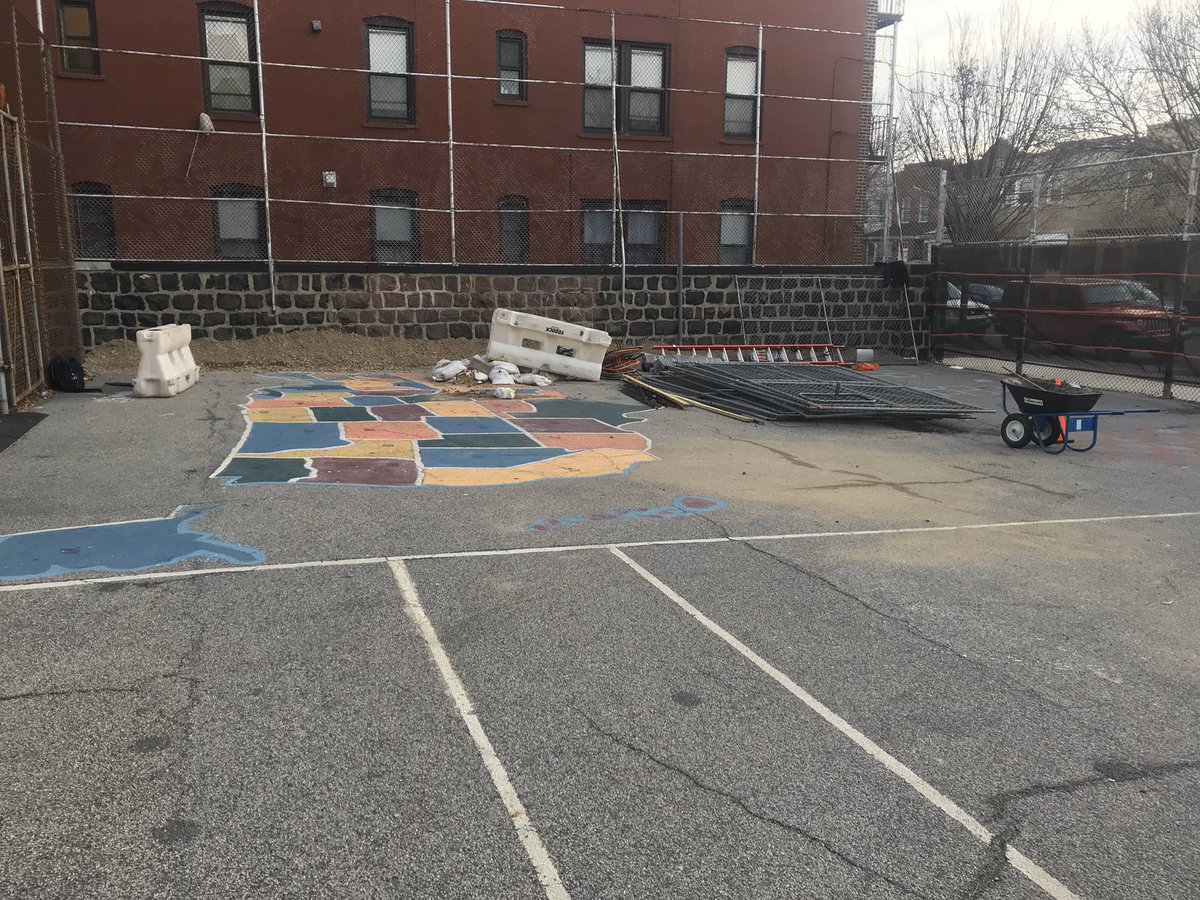 ps84q's tweet image. Today is day 1 of the construction phase of our #NewPlayGround! Keep checking back for continued updates. Reminder: starting today, ALL entrances and exits will be accessed from the front of the school on 41st street. #SteinwaySWAG #Construction #ProgressPics.