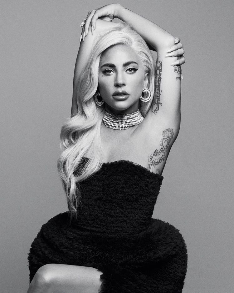 ChloeLWall's tweet photo. You know that feeling when you listen to music? The electricity on your skin, the goosebumps and chills, the euphoria? The connection you feel with the beat, the voice, the lyrics? That’s how I feel listening to Gaga #LadyGaga https://t.co/Jh7sHWvDZg