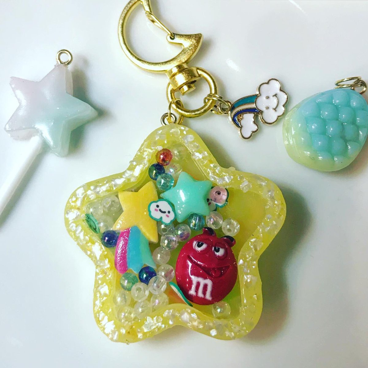 Kuru A Twitter シャカシャカキーホルダー 裏には名前入り レジン レジンキーホルダー シャカシャカ 星 名前入り ハンドメイド ハンドメイドキーホルダー