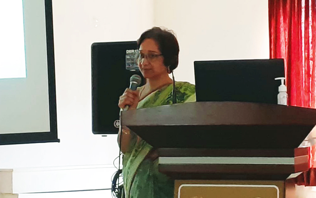 shankaracancer's tweet photo. Dr. Annapurna, Consultant Gynaec Oncologist, SSCHRC, delivered a lecture on "Screening for Ovarian Cancers - Where do we stand?", at a CME organized by Rangadore Memorial Hospital on 07th January 2020.
#GynaecOncologists #GynaecOncology #Oncology #OvarianCancer #CME #SSCHRC https://t.co/Ll1844qHxl
