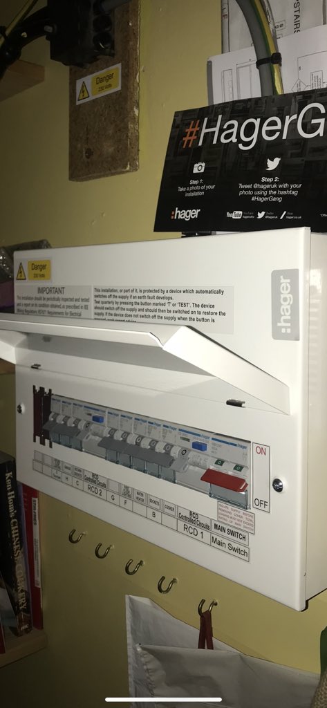 Simon Phillips tweet media