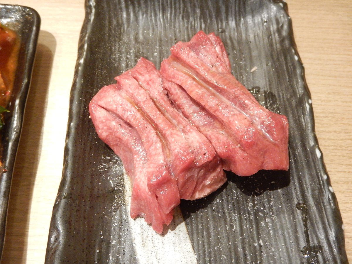 A1satisfy's tweet photo. ブログを更新しまいた！
「グランフロント に入っている 焼肉店 白雲台 に行ってきました！」
https://t.co/q5ezYeQbtW

#白雲台 #焼肉 #グランフロント #鶴橋 #おいしい #分厚い #お肉 #メニューたく���ん #人気店 https://t.co/5NErmVmpQB