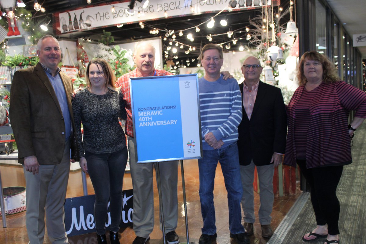 MeraVic1's tweet photo. MeraVic's 40th Anniversary Celebration at the Dallas January 2020 Market! https://t.co/ieZy8m4HxP