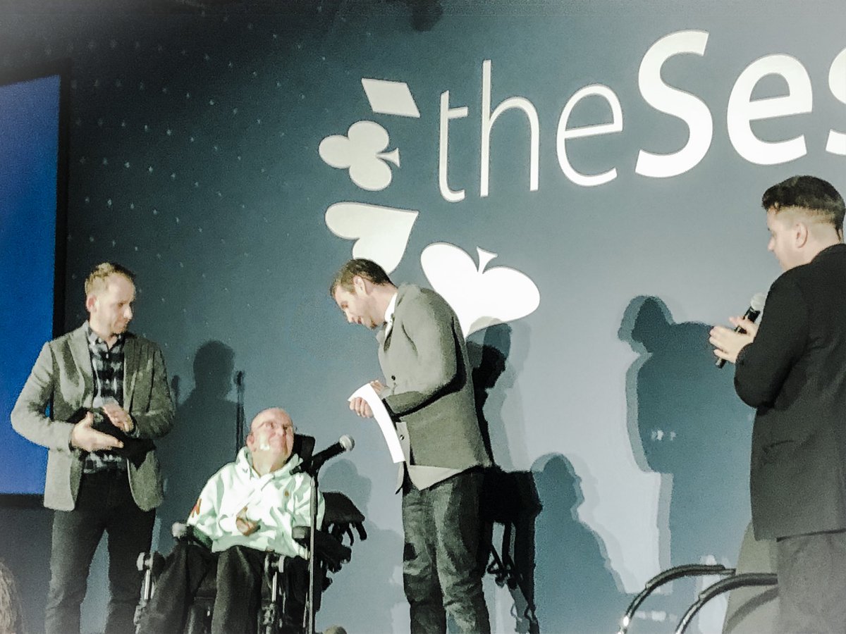 longandy's tweet photo. @WayneDobsonMagi @joshuajaymagic @WhoIsAndi .. and what a great act, the whole room was in stitches! 👏❤️
truly deserved and extremely moving #thesession2020 https://t.co/wB5sH9nri1