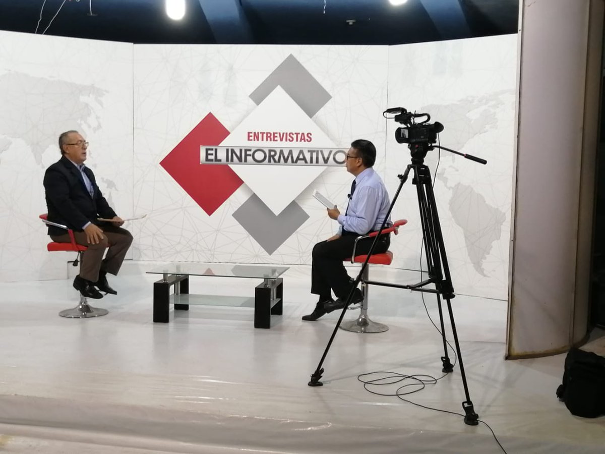 EdgarCuevaV's tweet photo. MSc.@EdgarCuevaV Director #Distrito23D02 de educación #SantoDomingo. En entrevista #ElInformativo de @Majestadtvsd, informo sobre el proceso de #InscripciónCosta, reaperturas de #InstitucionesRurales y finalización del #AñoLectivo 2019-2020. #EducaciónParaTodos.
@JOSEBURGOSBRION https://t.co/I70be3dPAr