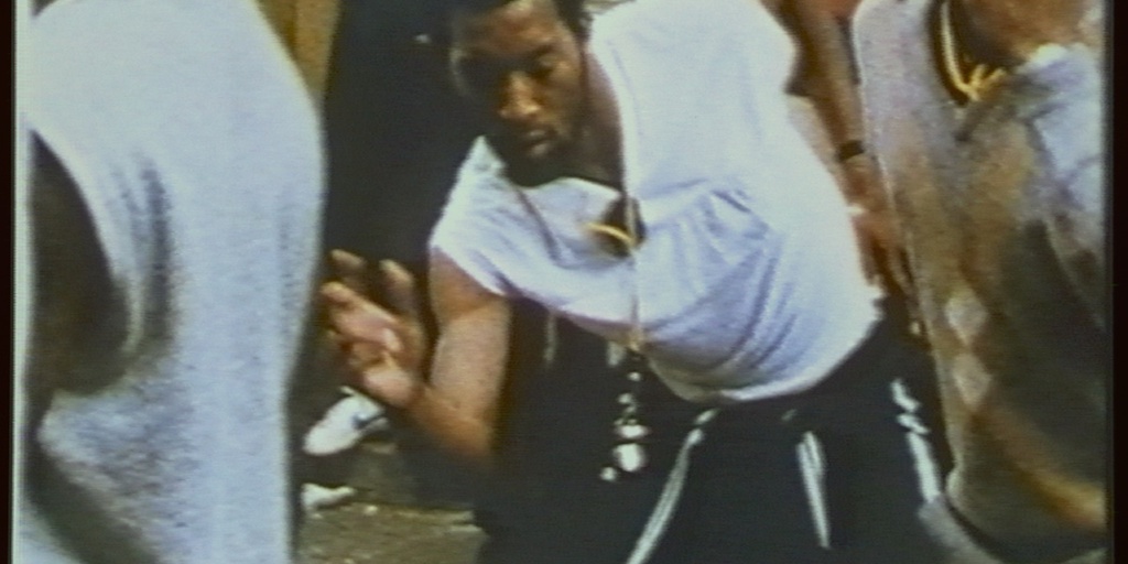 lethabygallery's tweet photo. Graduating in 1984, Issac Julien's poetic documentary practice explored race and homophobia, creating an alternative image of British life.
'Territories' and 'Who Killed Colin Roach?' are currently showing at our #CounterActs exhibition until 22 January.
https://t.co/LD4ucNlIiE https://t.co/bkwCOovnjE
