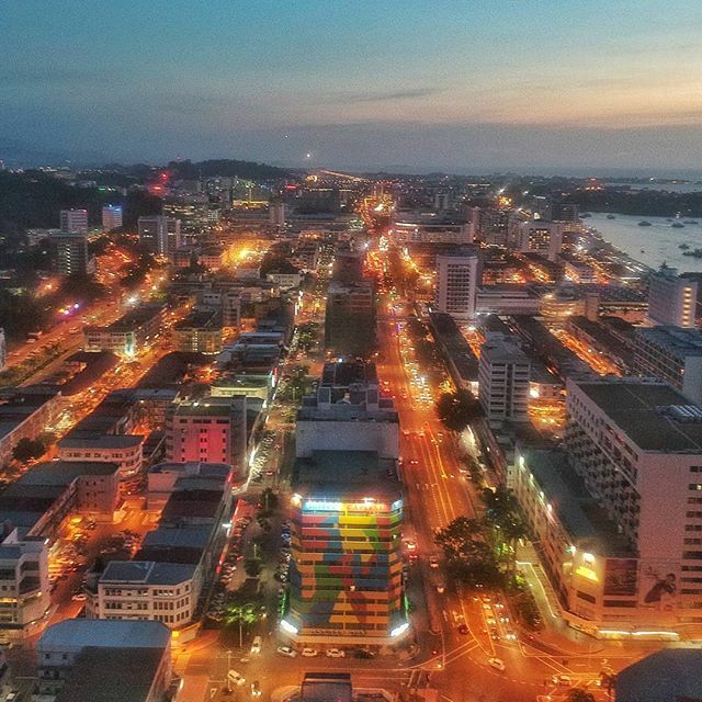 borneo_insider's tweet photo. Kota Kinabalu Dusk hour https://t.co/qEOtx9vVtm
