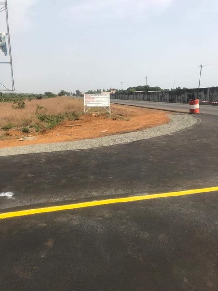 LackCooper's tweet photo. 14 Military Hospital road in Liberia, tnx to President Weah for his hard work just in two yrs. https://t.co/jOql9DdfKz