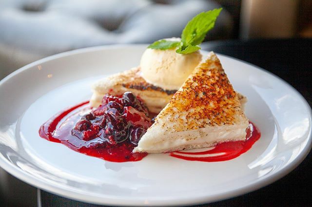 It's Pittsburgh Restaurant Week! Join us all week for a special menu featuring fresh Seafood Watch sustainable seafood and Monterey Bay Fish Grotto favorites. ✨