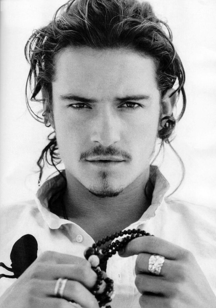 Happy Birthday to Orlando Bloom who turns 43 today! 