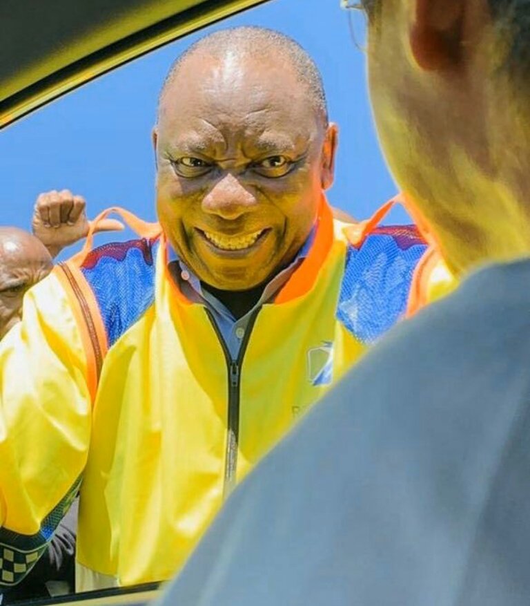 PMuhashela's tweet photo. So #Uzalo went from fast furious (Stealing cars) to bold and beautiful (Sex sex) https://t.co/VbXx4wHRj3