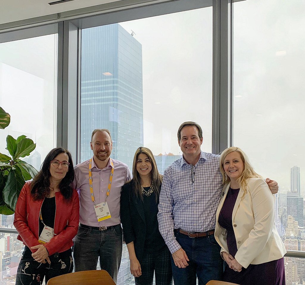 shalinimitha's tweet image. Quick break from #NRF2020 to take in the beautiful views from #SAP Hudson Yards office with my #SAP_CX family!