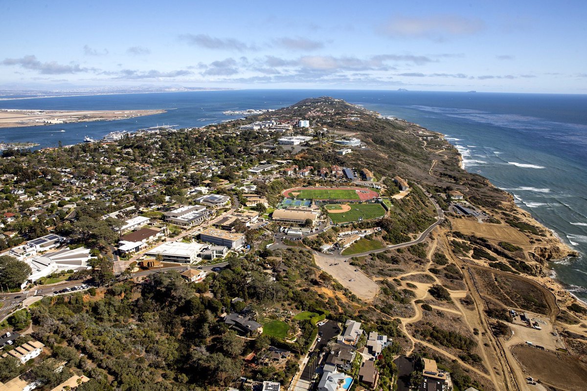 dchommes's tweet photo. Everyone: “Point Loma?? Where’s that?”
Me: “just look...” https://t.co/ZKv7yj4NFX