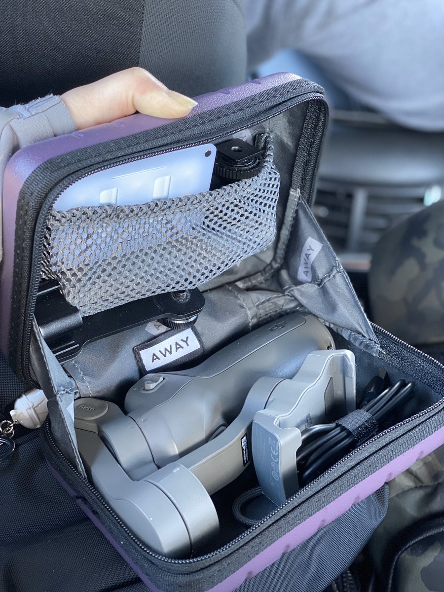 ZenignInReview's tweet photo. Seriously, what can’t you fit in an @away mini? #DJIOsmoMobile3, tripod, #AputureM9 and triple cold shoe rig. Viv’s CES #vlogging kit somehow got smaller. #CES2020 #travelaway #awaymini #organizedaf #vloggingsetup https://t.co/XZNUEzmjvP