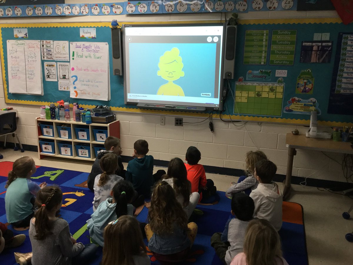 lamurphy30's tweet photo. It’s mindful Monday in 1-M! Starting our day off right by reminding ourselves to be mindful. @Hubbard_School #PersonalAttributes https://t.co/Si6oMexJnE