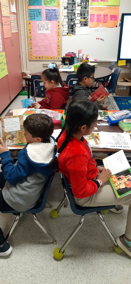 savvykj's tweet photo. Stopped by 1st grade today and saw a great display of independent reading with superb partner support nearby.
❤ it @jcarbajal0913 @WilsonAISD #SEL #Support #ReadingAlert 🤩🤩🤩 https://t.co/aOU851EG3b