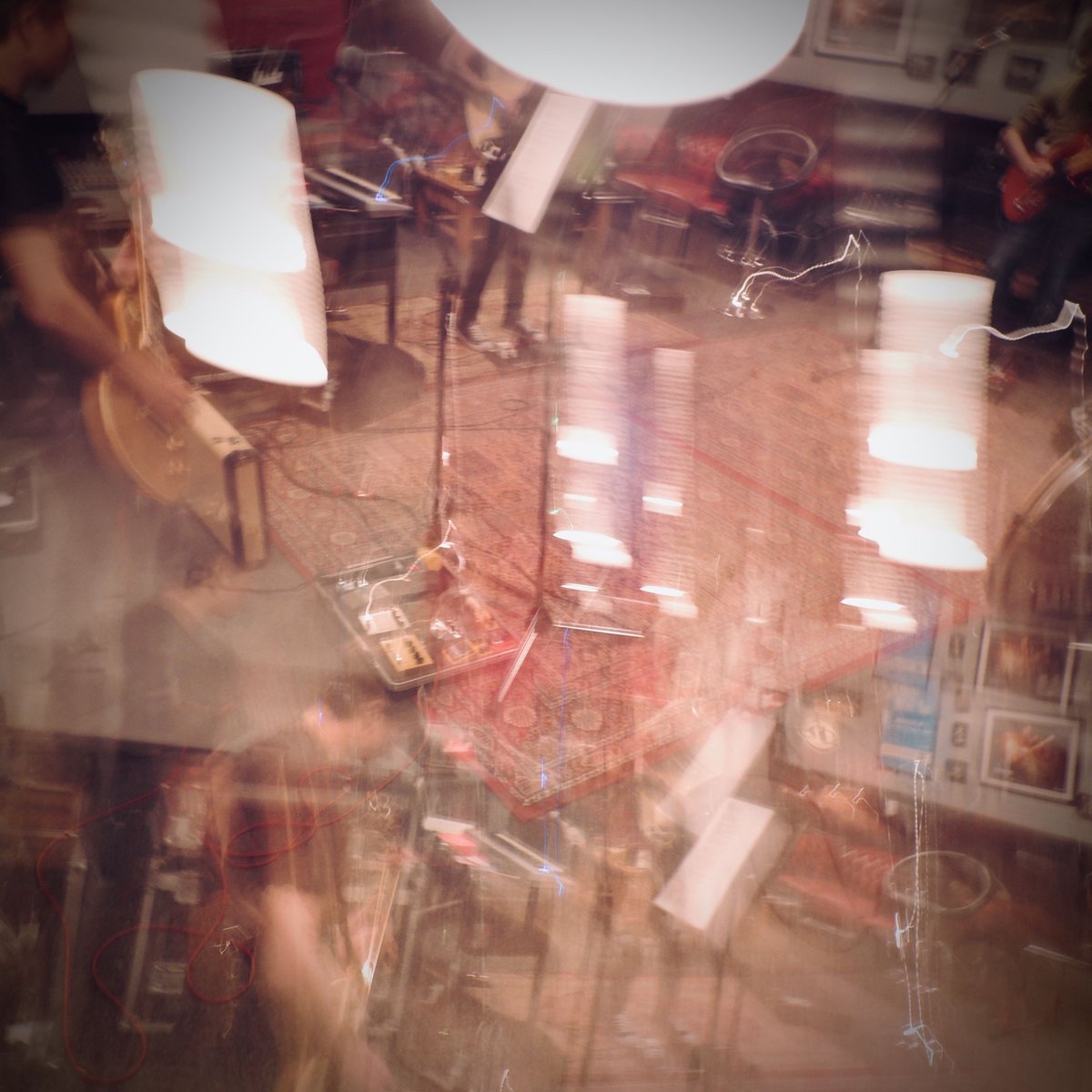 tomwellsmusic's tweet image. Something wicked this way comes.

CBOE MJOFVQ BOOPVODFE UPNPSSPX

#fasttrains

📷 Tammy Martin