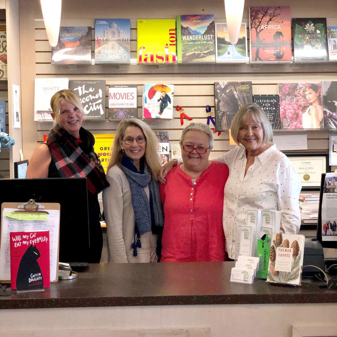 We hope you are having a great #Monday! Come by and say hello to us! #theladyteam #lagunabeachbooks #lagunabeach #local #discussion #reading