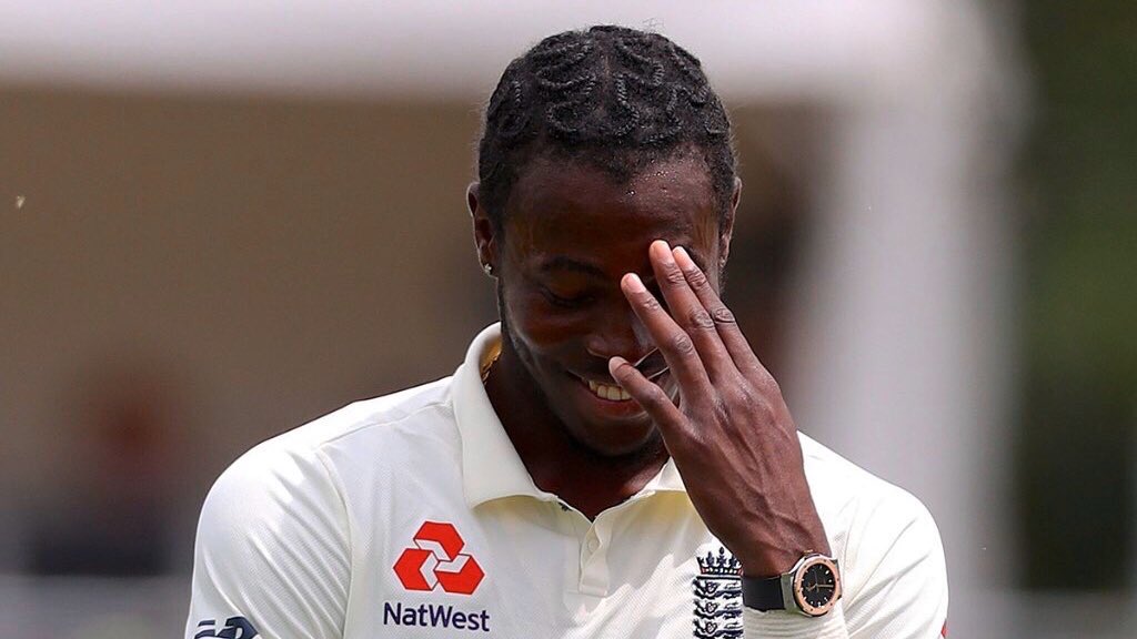 The man responsible for racially abusing @JofraArcher at the Bay Oval in November has been banned from attending cricket in New Zealand for 2 years. The 28 year old from Auckland has also been issued with a verbal warning by police for using insulting language. #bbccricket