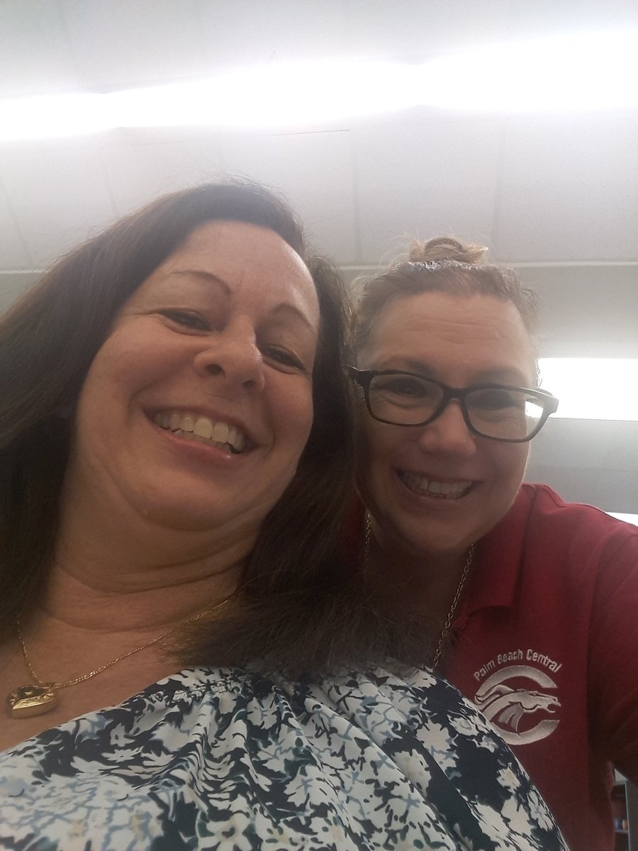 the_real_madre's tweet photo. @PBCentral_Princ @PBCHS_Broncos @pbchsAVIDtude So excited to be at Part 2 of #AVIDtraining. Learning great ways to improve instruction & increase student success. Can't wait for #SummerInstitute #WICOR for Rigor. #ReadToSucceed https://t.co/qdbGYxAE0p