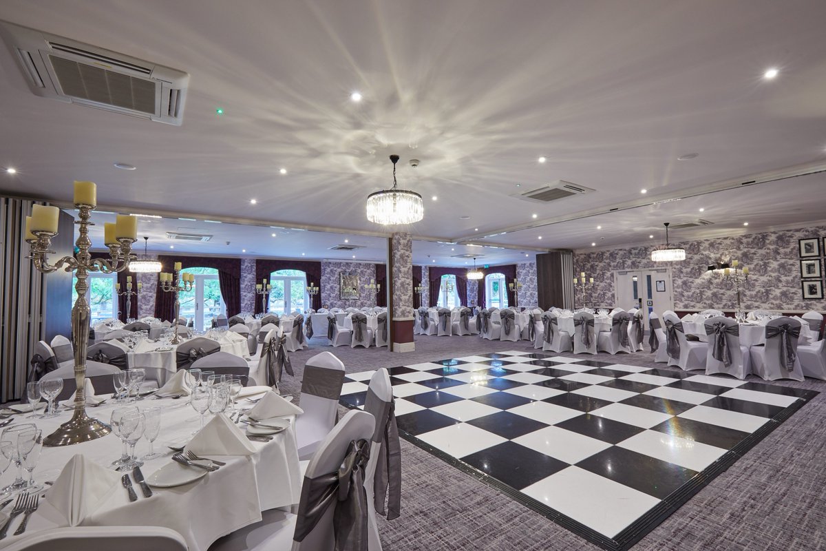 Reminiscing on all our special events that took place over the last year. If this dancefloor could talk...

To discuss events we can help you with, call 01908 661919.

#MGalleryMoments