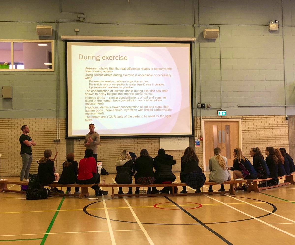 SuttonHighSport's tweet photo. The Sports Scholars enjoyed an engaging and insightful workshop delivered by Elite Fitness Solutions this lunch time. The session focused on applying nutrition to maximise performance! 🥤 🥘 #InputEqualsOutput #Nutrition #GDSTSport https://t.co/REx5ZFIKCE