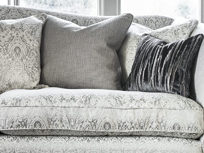 Westbridgeuk's tweet photo. Radley is a true Spirit statement sofa with wonderful extra deep comfort. High elegant arms and back with deep Extra-life fibre seat cushions and a sprung edge made from premium British steel. https://t.co/x5f4XJlTCZ https://t.co/HZBm12cX1l