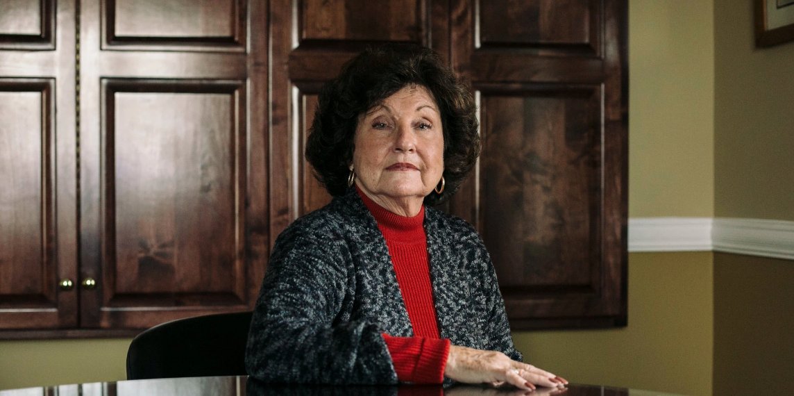 athenaforall's tweet image. A Kentucky town hosted Amazon fulfillment center for 20+ years. Here's what their mayor had to say about it: "I really would feel better if they would contribute to our needs.” SMH. nyti.ms/2ZZw0ZK #amazonworkers #noamazon