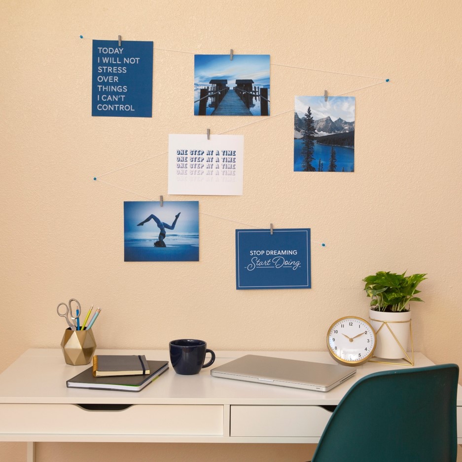 FedExOffice's tweet image. New decade, new look, new shade. Create a hanging vision board to show off your goals with a color like PANTONE 19-4052 Classic Blue, the @pantone Color of the Year. Order your postcard prints online or in-store for the 2020 of your dreams. #Pantone2020 at.van.fedex.com/6010TkzJi